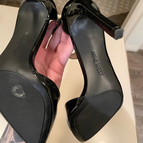 Nine West black liquid look ankle boot size 5 - Picture 3 of 3